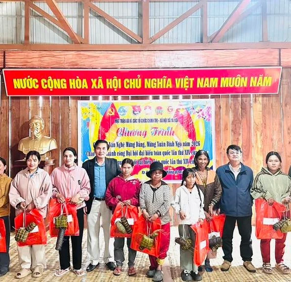 Ya Hội tổ chức Chương trình “Bánh chưng xanh-Tết yêu thương”