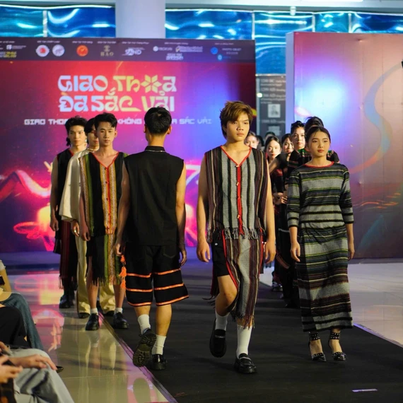 Giới trẻ Gia Lai kể chuyện văn hóa Tây Nguyên qua thời trang
