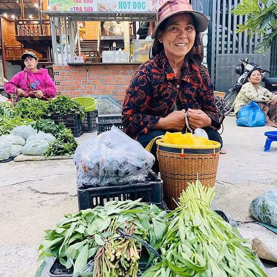 Mộc mạc chợ chiều vùng cao