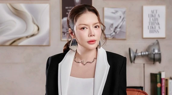 'Phú bà kim cương' Lý Nhã Kỳ phá bỏ giới hạn công sở