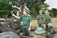 Đoàn công tác Bộ Tư lệnh Pháo binh-Tên lửa kiểm tra tại Quân đoàn 34