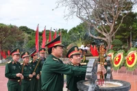 Quân đoàn 34 hoàn thành việc tu sửa đài tưởng niệm các anh hùng liệt sĩ