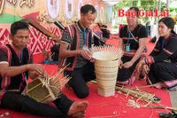 Nghề truyền thống đồng hành cùng du lịch Gia Lai