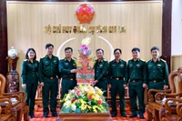 Binh đoàn 15 thăm, chúc Tết Bộ CHQS tỉnh Gia Lai.