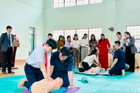 Gần 800 học sinh, giáo viên Gia Lai tập huấn sơ cấp cứu và phòng- chống tai nạn thương tích