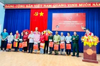 Chương trình “Tết Nhân ái” tặng quà 1.100 người dân phía Tây tỉnh Gia Lai