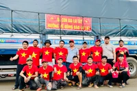 Hàng chục chuyến xe ấm áp nghĩa tình bà con Gia Lai về với đồng bào vùng lũ