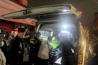 Thi thể học sinh tử vong do đuối nước trên sông Hà Thanh (phường Quy Nhơn Đông) đã được tìm thấy, đưa về về gia đình lo hậu sự.