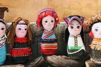 'Phù thủy' của những món đồ tái chế