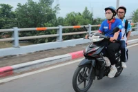Những câu chuyện đẹp ngày đầu tiếp sức thí sinh