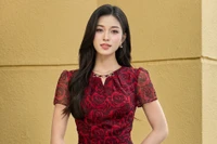 Diện váy hoa, để mỗi ngày đều là một bản tình ca dịu dàng