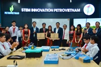 Gia Lai: Khánh thành Phòng thực hành giáo dục STEM tại Trường THCS Nguyễn Du.