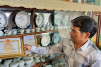 Các cổ vật gốm sứ chén, bát, đĩa... được ngư dân nhặt được.