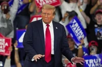 Cựu Tổng thống Mỹ Donald Trump ngày 18-10 bác bỏ thông tin cho rằng ông buộc phải hủy bỏ một số sự kiện vì kiệt sức.