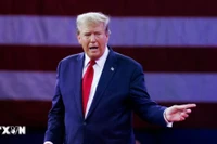 Bầu cử Mỹ 2024: Ông Donald Trump dẫn trước sít sao ở các bang chiến địa