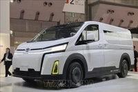 Toyota đặt mục tiêu chạy thử nghiệm xe lai hydro-điện vào năm 2025