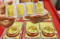 Sáng 25-11, giá vàng miếng và vàng nhẫn đều duy trì ở mức cao