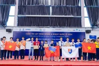 Đoàn học sinh TP HCM thắng lớn tại cuộc thi lập trình Drone và Robot quốc tế 2024