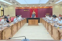 Quang cảnh cuộc họp.