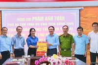 Chủ tịch UBND tỉnh Gia Lai Phạm Anh Tuấn kiểm tra hoạt động của chính quyền cơ sở tại phường Quy Nhơn Tây