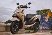 Yamaha Mio Gravis 2025 ra mắt: Thiết kế cá tính, công nghệ hiện đại, giá dưới 40 triệu đồng