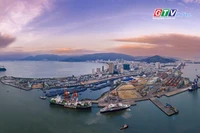 Toàn cảnh 24h: Tàu Le Jacques Cartier đưa 120 du khách quốc tế tham quan Gia Lai