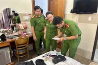 Siết chặt quản lý cư trú và các ngành nghề kinh doanh có điều kiện.