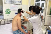 Ngành Y tế tỉnh chủ động duy trì thông suốt hoạt động khám chữa bệnh, đảm bảo an toàn cho người bệnh và nhân viên y tế trong và sau bão số 13.