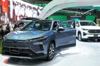 Xe hybrid giảm giá mạnh, ngay trước thềm điều chỉnh thuế tiêu thụ đặc biệt