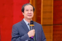 Bộ trưởng Giáo dục và Đào tạo phản hồi ý kiến cả nước dùng 1 bộ sách giáo khoa