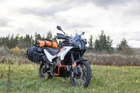 KTM 790 Adventure: Chiến binh đa dụng cho mọi địa hình có giá 445 triệu đồng