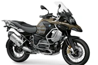 BMW R 1250 GS Adventure: Xe mô tô địa hình cho những chuyến phiêu lưu không giới hạn có giá 699 triệu đồng