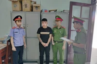 Cơ quan Cơ quan cảnh sát điều tra Công an tỉnh Gia Lai thực hiện lệnh bắt tạm giam đối tượng Bùi Huỳnh Sang