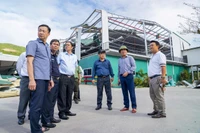 Khẩn trương khắc phục thiệt hại, tạo điều kiện cho doanh nghiệp ổn định sản xuất sau bão số 13.