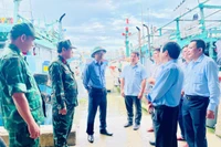 Phó Chủ tịch UBND tỉnh Nguyễn Tự Công Hoàng chủ trì họp triển khai công tác ứng phó bão Kalmaegi.