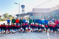 Góp xuân yêu thương về vùng khó