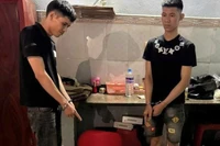 Công an phường Quy Nhơn Tây bắt giữ 3 đối tượng mua bán, tổ chức sử dụng trái phép chất ma túy.