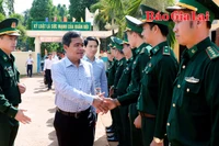 Bí thư Tỉnh ủy Hồ Văn Niên: Quản lý chặt tuyến biên giới, đảm bảo an toàn cho Nhân dân vui xuân, đón Tết