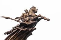 Hình tượng ngựa đã đi vào đời sống người dân Việt Nam thế nào?