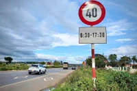 Chậm tháo dỡ biển hạn chế tốc độ bất hợp lý trên quốc lộ 19