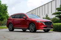 Mazda CX-8: Mẫu SUV lý tưởng cho gia đình, giá từ 969 triệu đồng
