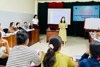 Cô đỡ thôn, bản chung tay vì sức khỏe cộng đồng