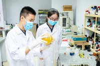 Nghị định số 263/2025/NĐ-CP của Chính phủ quy định nhiều chính sách ưu đãi đối với nhà khoa học và kỹ sư trẻ tài năng.