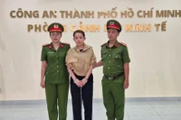 Công an TP HCM bắt Ngân 98