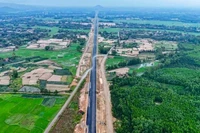 Đẩy nhanh tiến độ 4 dự án cao tốc Bắc-Nam, bảo đảm hoàn thành đúng dịp 19-12-2025