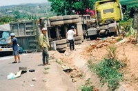 Tai nạn kinh hoàng giữa 4 ô tô ở Đắk Nông