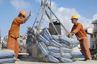 Giảm thuế xuất khẩu xuống 5% đối với mặt hàng clanhke xi măng