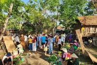 Phong vị chợ quê Kim Bồng