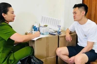 Diễn biến mới vụ dược sĩ làm 100 tấn thực phẩm chức năng, thiết bị y tế giả bán cả vào bệnh viện