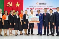 Hanwha Life Việt Nam chi trả hơn 1,1 tỷ đồng cho một khách hàng tại Gia Lai